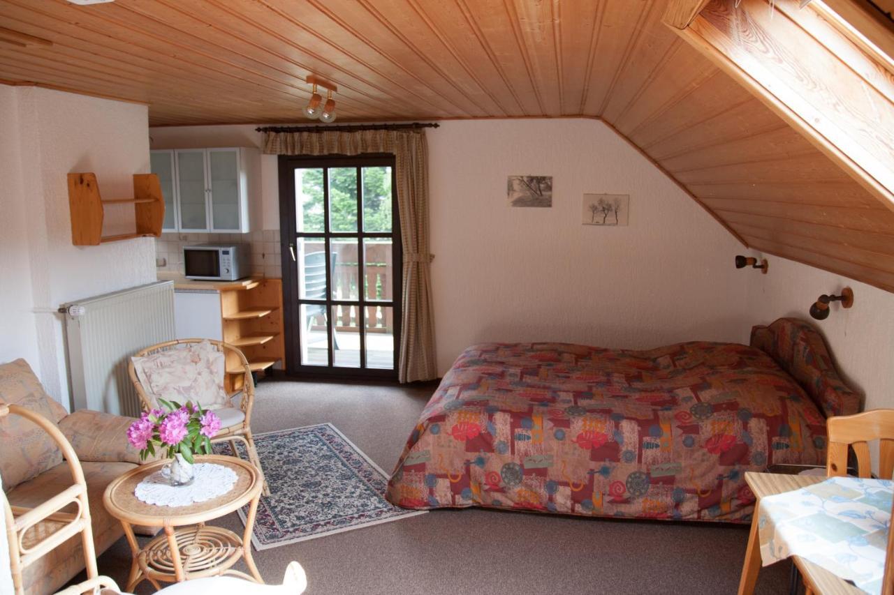 Haus Am Wald - Urlaub Am Nationalpark Apartment Langweiler  Luaran gambar